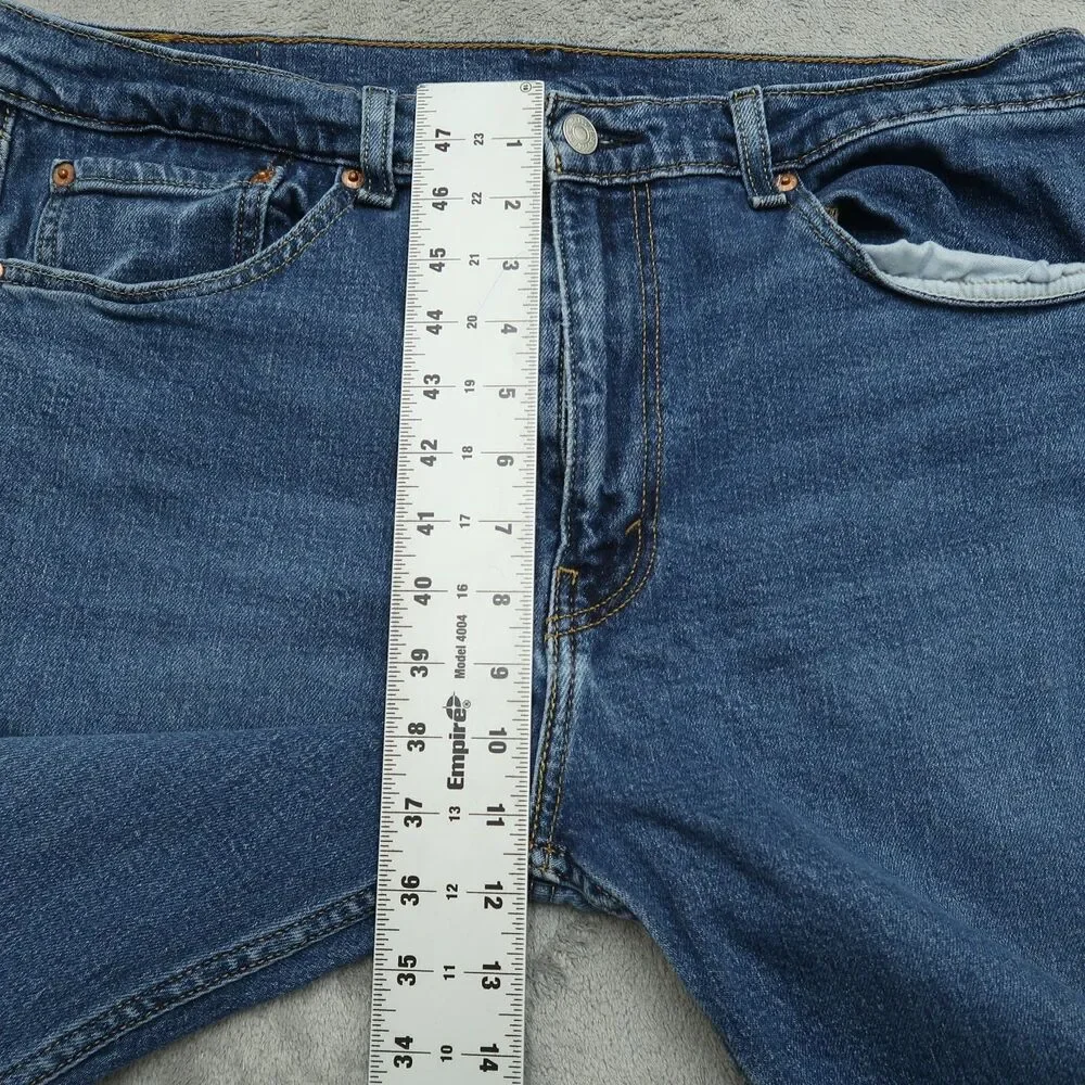 Levi's 505 Jeans Mens Size 36x30 Blue Straight Regular Fit Denim Medium Wash